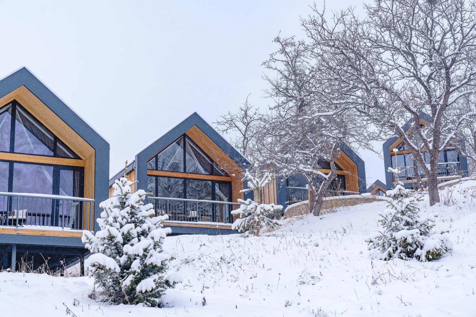 Qazaq Auyl Eco Hotel Αλμάτι Εξωτερικό φωτογραφία